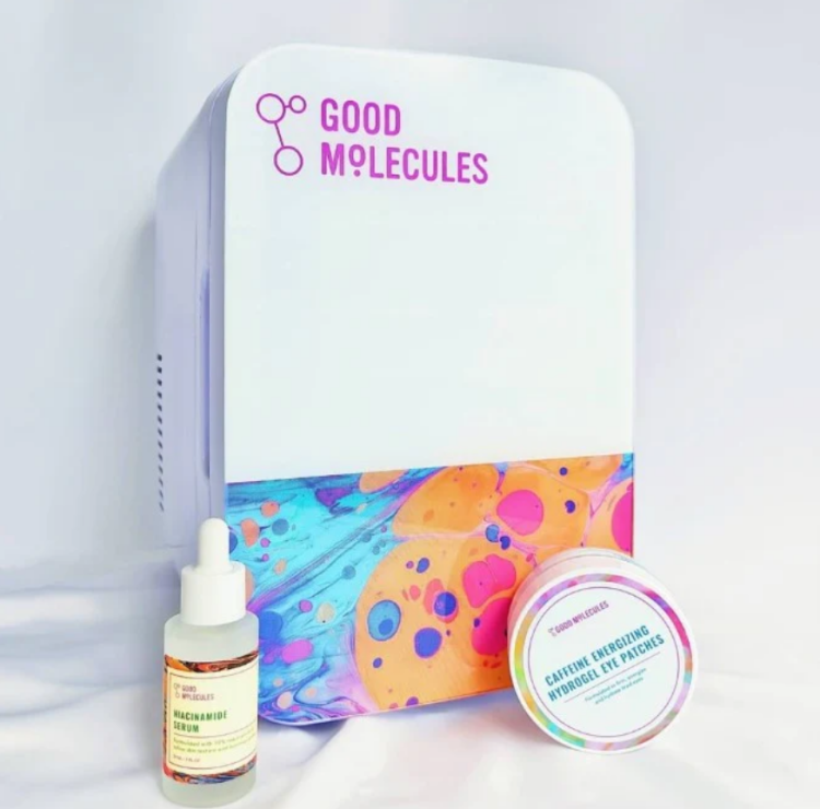 Good Molecules Mini Fridge ثلاجة المنتجات 