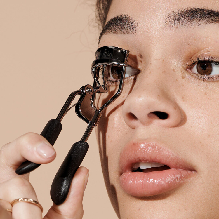 Elf, PRO EYELASH CURLER ايلف، اداة عكف الرموش