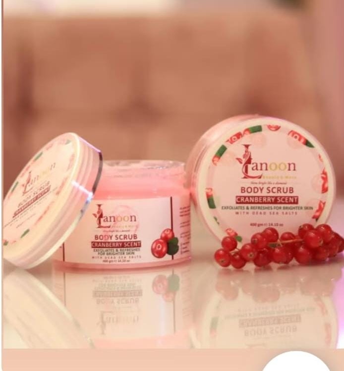 مقشر جسم بال Cranberry بالزيوت الطبيعيه والأملاح المعدنيه
