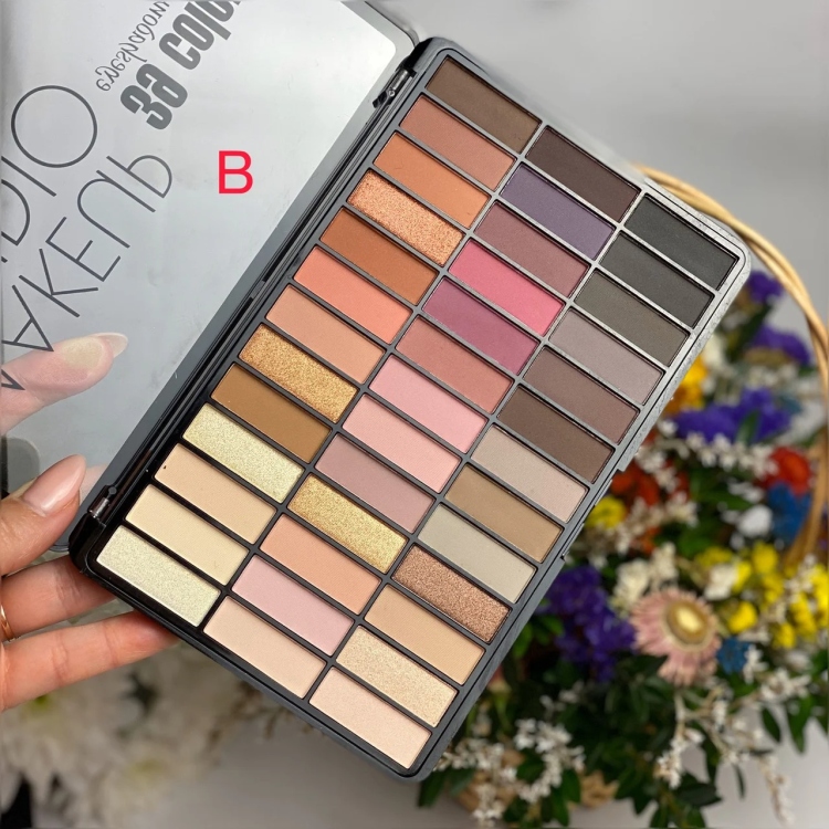 DODO GIRL EYESHADOW شدو دودو جيرل