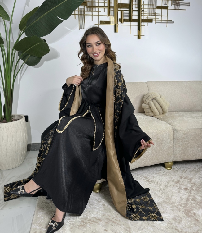 Gold & Black Jalabiya With Long Sleeve Dress الشيخة