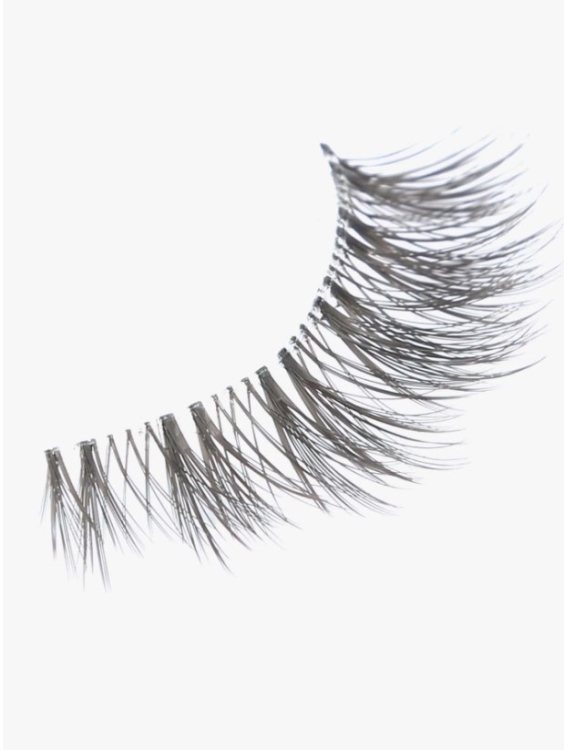 3 pairs of false eyelashes رموش صناعية 3 أزواج