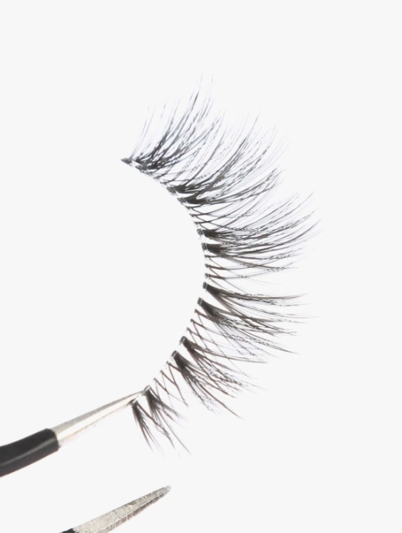 3 pairs of false eyelashes رموش صناعية 3 أزواج