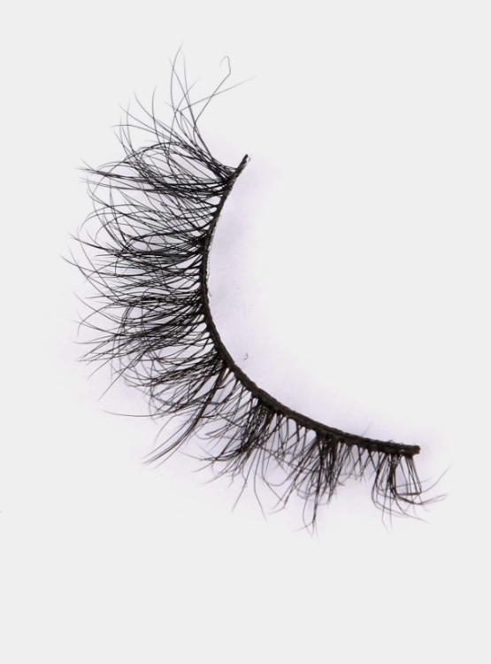 7 pairs of false eyelashes رموش صناعية 7 أزواج