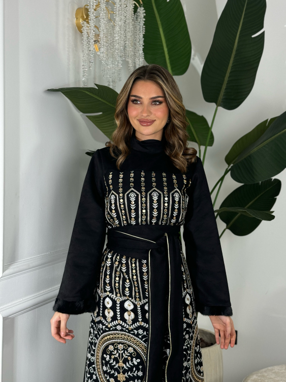 Jalabiya Dress With Fur Collar (دهبي وابيض)جلابية الكشخه 