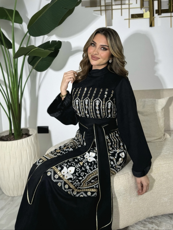 Jalabiya Dress With Fur Collar (دهبي وابيض)جلابية الكشخه 