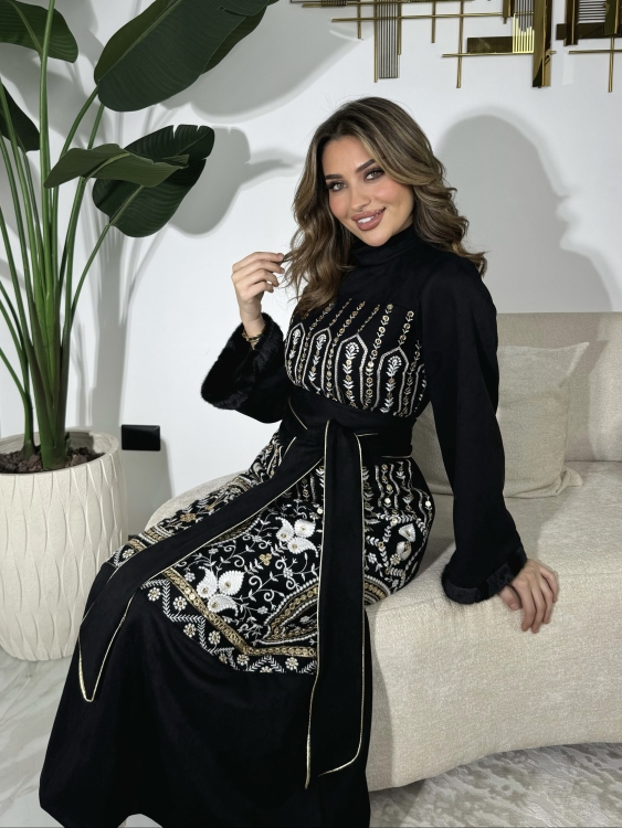 Jalabiya Dress With Fur Collar (دهبي وابيض)جلابية الكشخه 