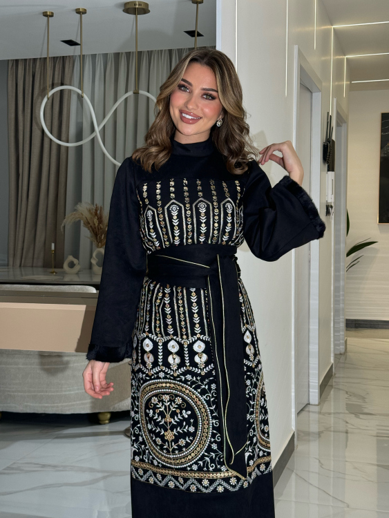 Jalabiya Dress With Fur Collar (دهبي وابيض)جلابية الكشخه 