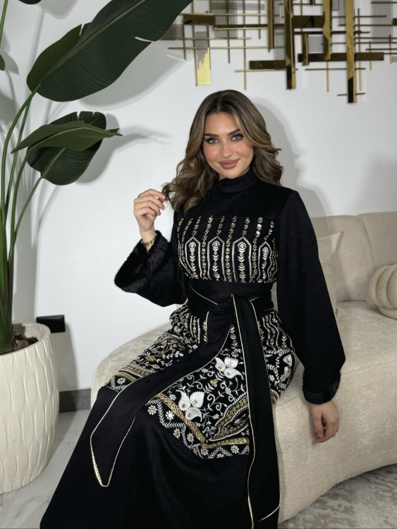 Jalabiya Dress With Fur Collar (دهبي وابيض)جلابية الكشخه 