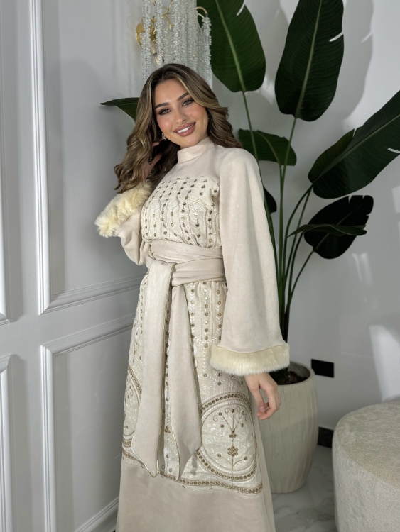 Jalabiya Dress With Fur Collar (دهبي)جلابية الكشخه