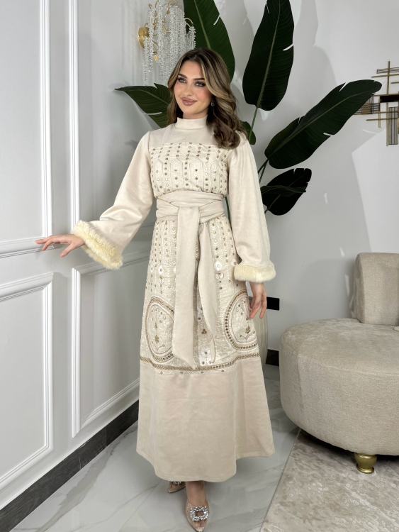 Jalabiya Dress With Fur Collar (دهبي)جلابية الكشخه