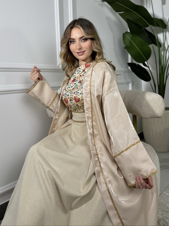 Geo Print Collar Print Two Piece Jalabiya الاميرة نقشة دهبي