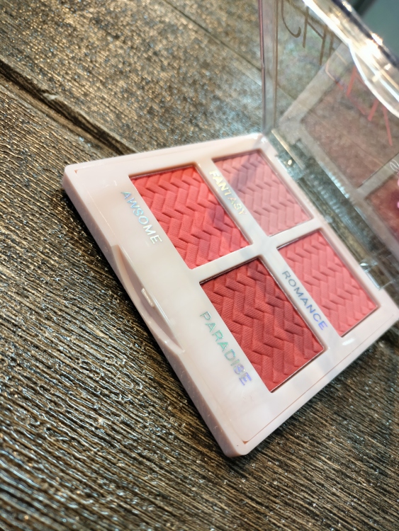 بلشر seven cool blusher