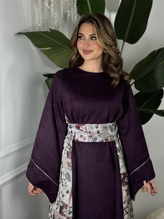 جلابية ياسمينا   Burgundy Jalabiya With Floral Belt 