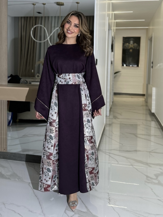 جلابية ياسمينا   Burgundy Jalabiya With Floral Belt 