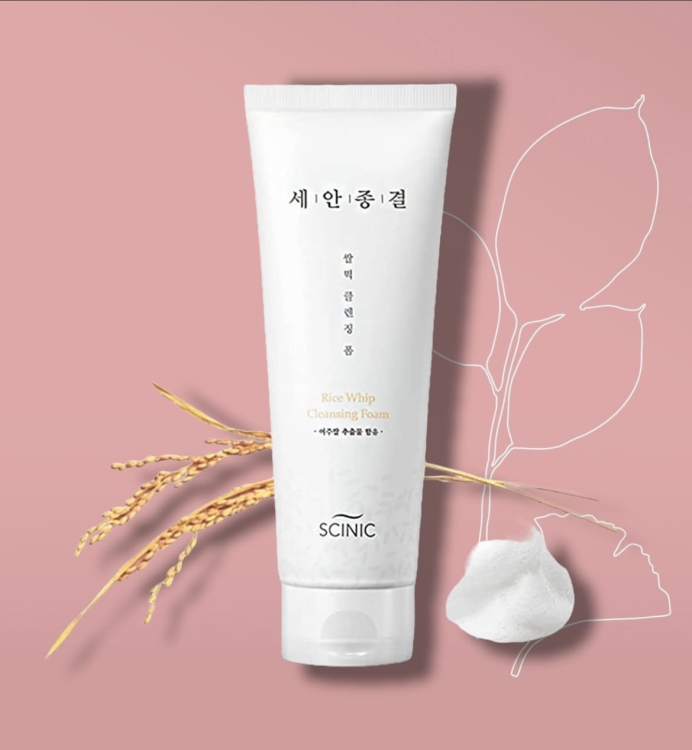 Rice Whip Cleansing Foam - SCINIC غسول لتفتيح ونبيض البشرة بالارز 