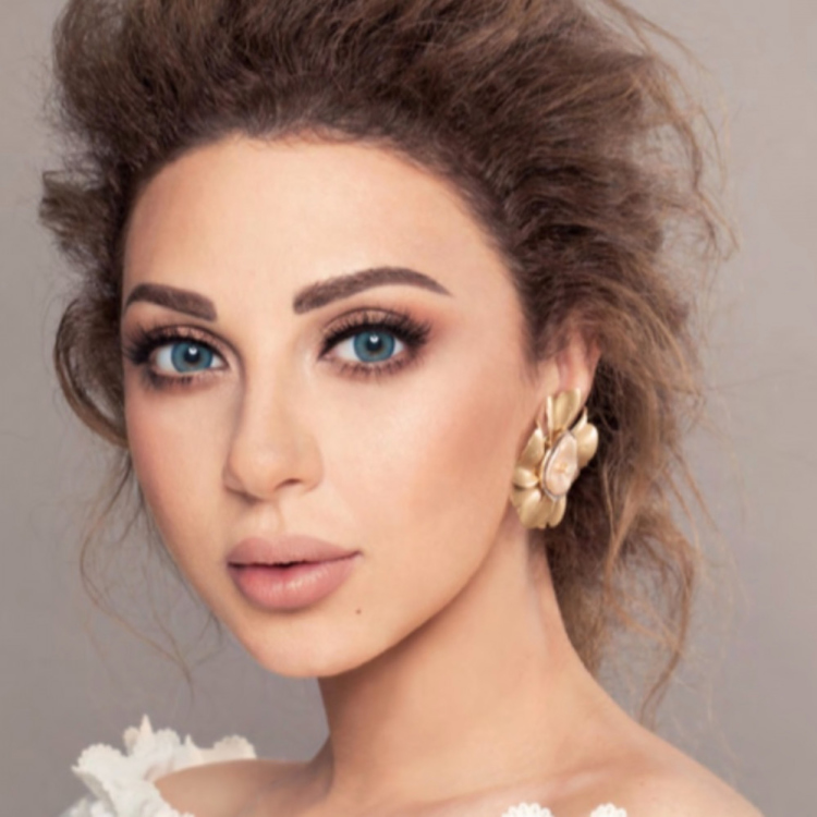 رويال بلو- Royal Blue