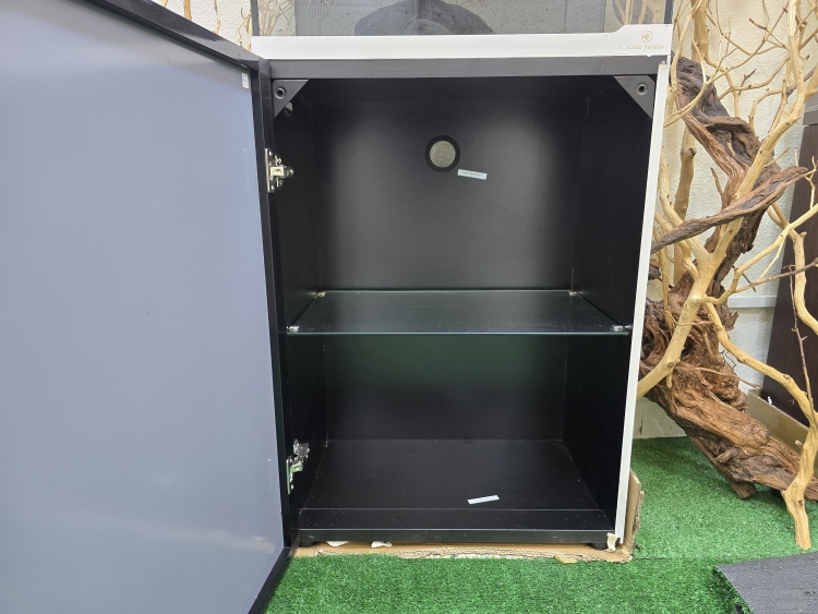 حوض ذكي من شركة Cleair Aquatics البريطانية 