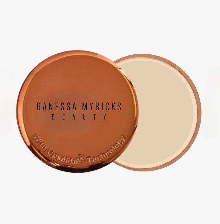 Danessa Myricks Beauty Yummy Skin Blurring Balm  Powder 6 g - Universal 