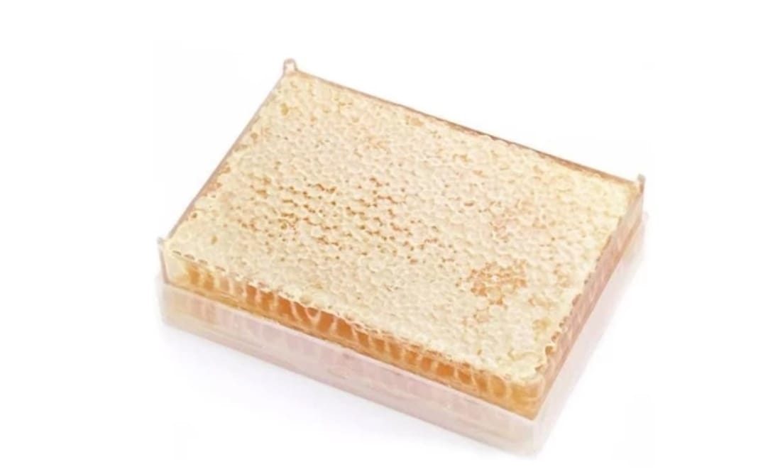 عسل بشمعه (شهد العسل )..