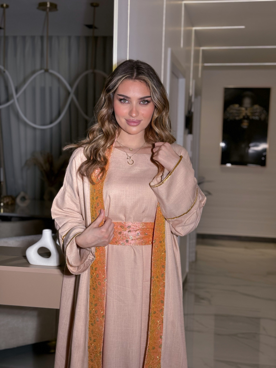 Long Sleeve Dress With Abaya )  اللولوه بيبي بينك عالطبيعه