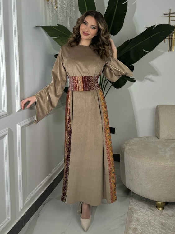 جلابية ياسمينا   Jalabiya With Floral Belt 