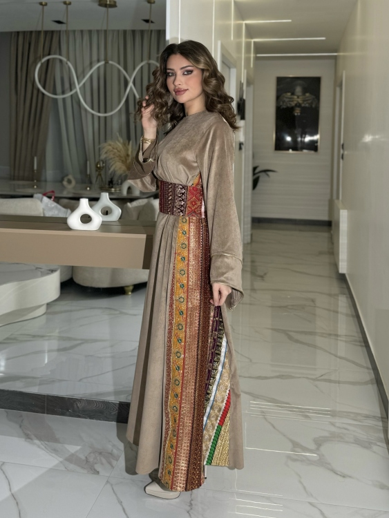 جلابية ياسمينا   Jalabiya With Floral Belt 