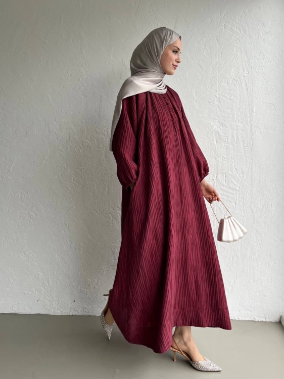 فستان خمري ( تشكيلة العيد ) 