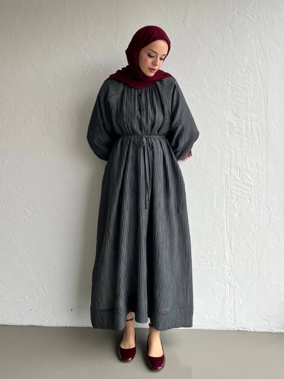 فستان رمادي (تشكيلة العيد )