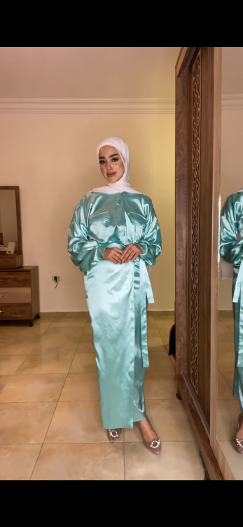 طقم"الساتان" 