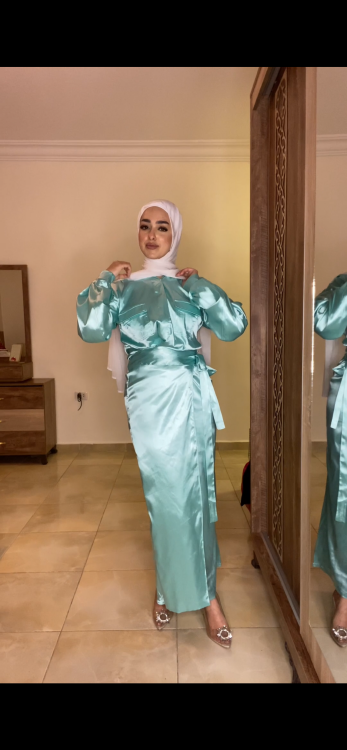 طقم"الساتان" 