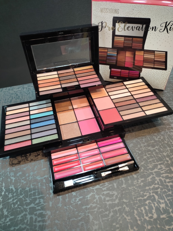 طقم مكياج missyoung makeup kit 