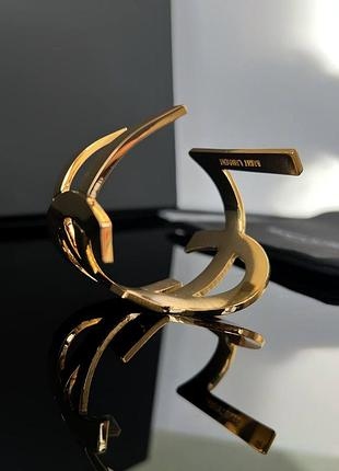 إسوارة 