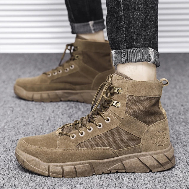 Tactical boots 