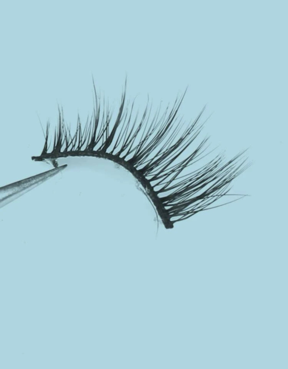 10 pairs of Cat eyes False Eyelashes رموش صناعية طرفية 10 أزواج