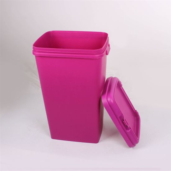 Plastic pet food cotainer