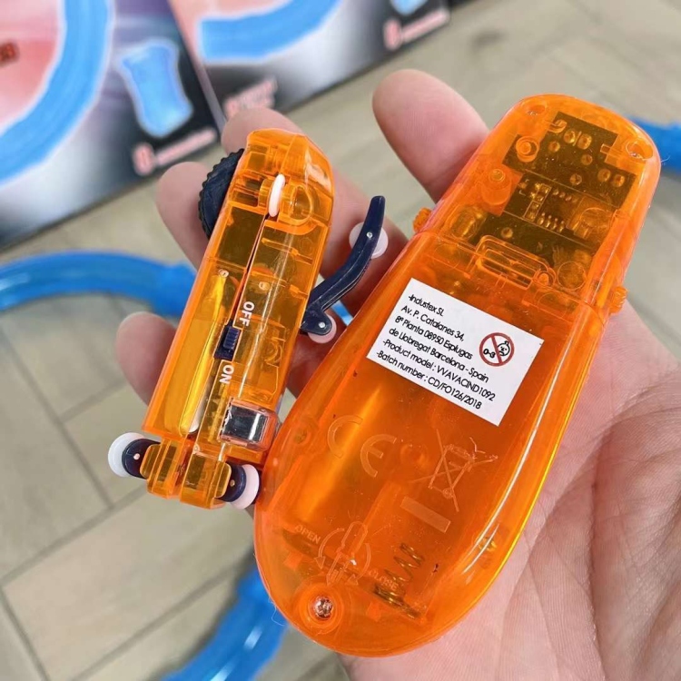 لعبة  TUBES SPEEDERS