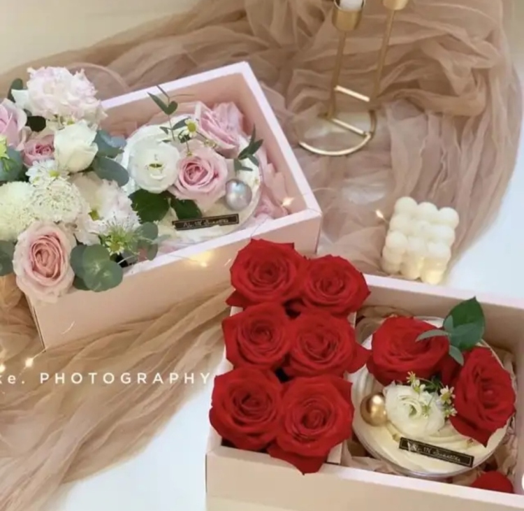علبه شفاف 26×18 لون اصفر 