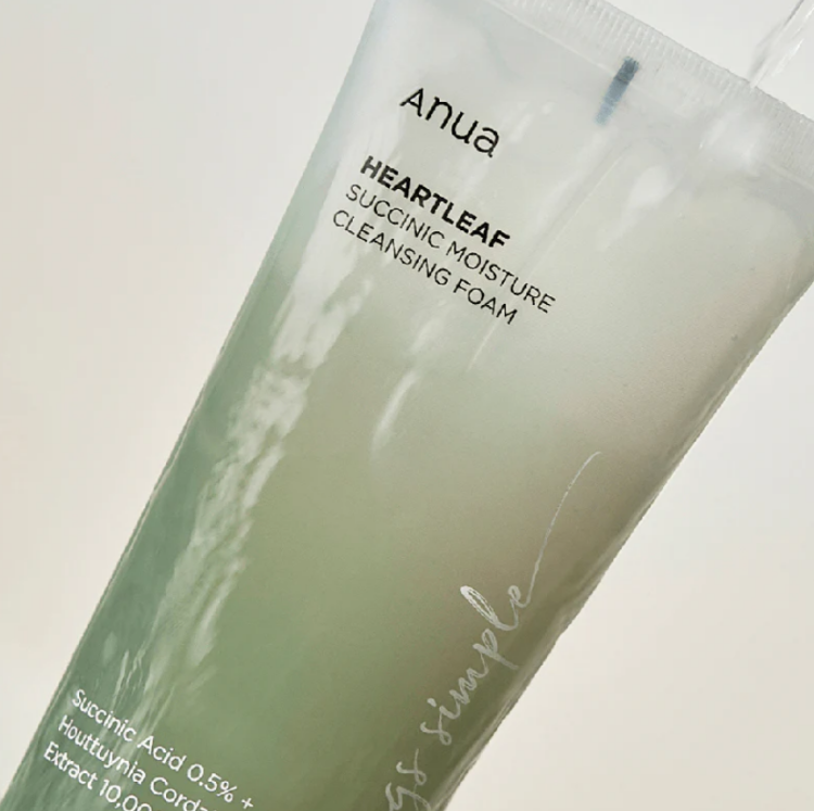 Anua, Heartleaf Succinic Moisture Cleansing Foam