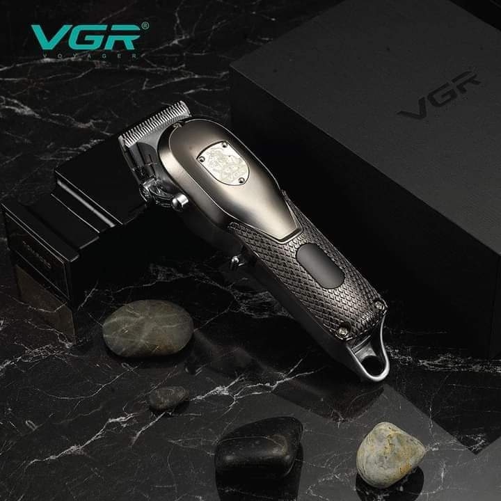 ماكينة حلاقة VGR V-276