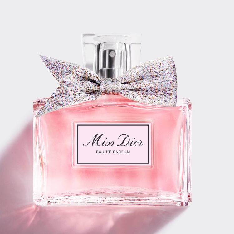 عطر الفخامه عطر الانوثه ميس ديور 