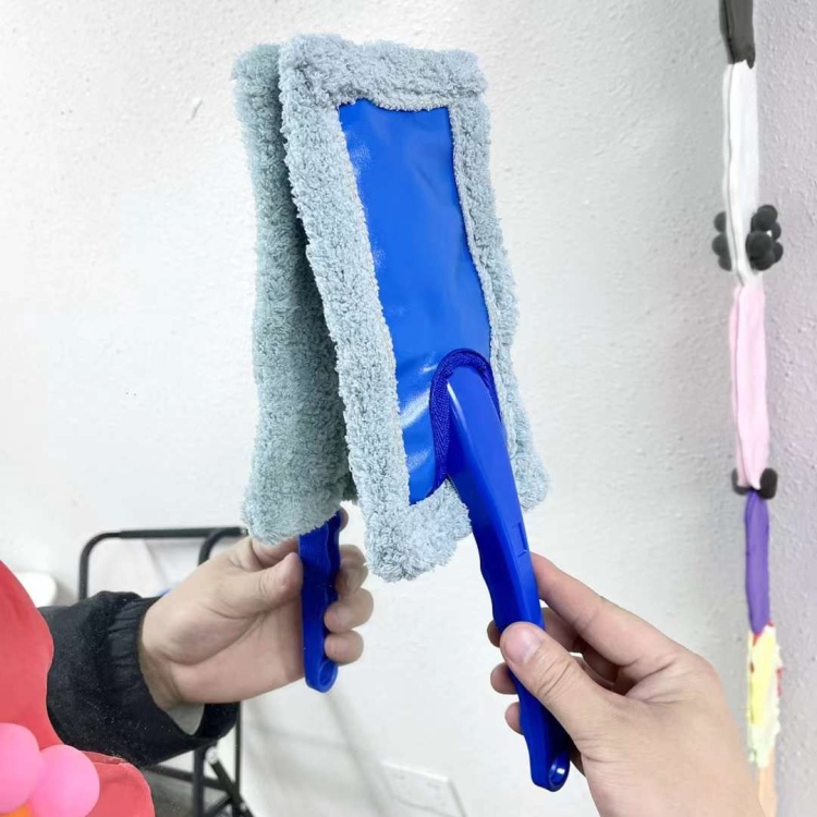 ممسحة يدوية 