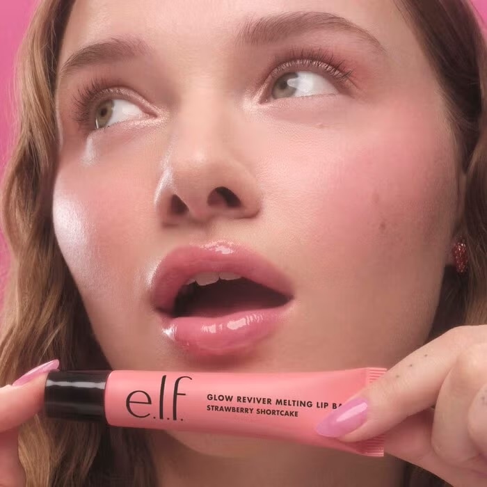 Elf  glow reviver melting lip balm strawberry shortcake 