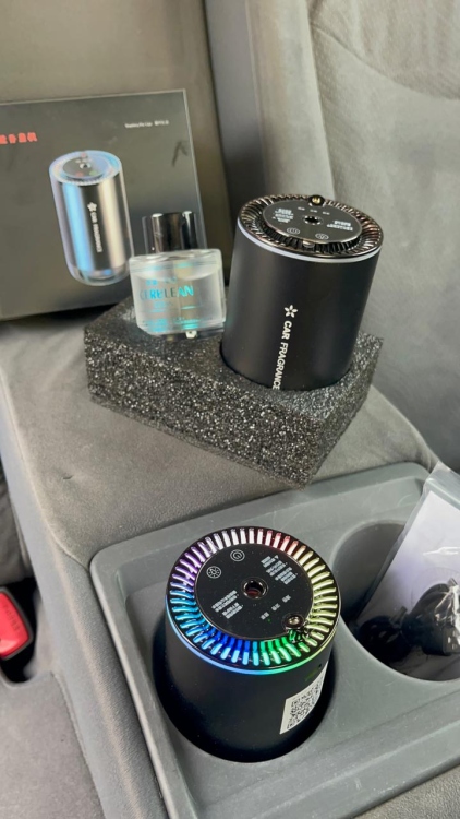 معطر جو (مبخرة) مع اضوية نجوم على السقف 