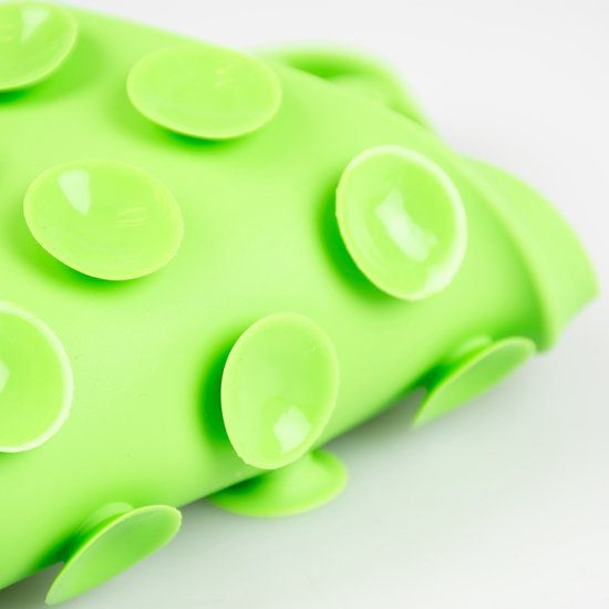 Duvo plus lick mat flower in green color 