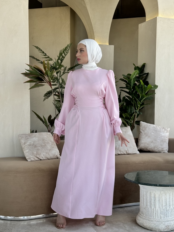 فست " العنود " باللون الزهري 