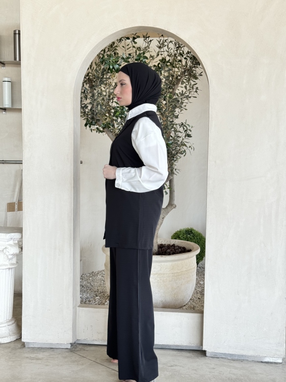 طقم "امور " باللون الاسود 