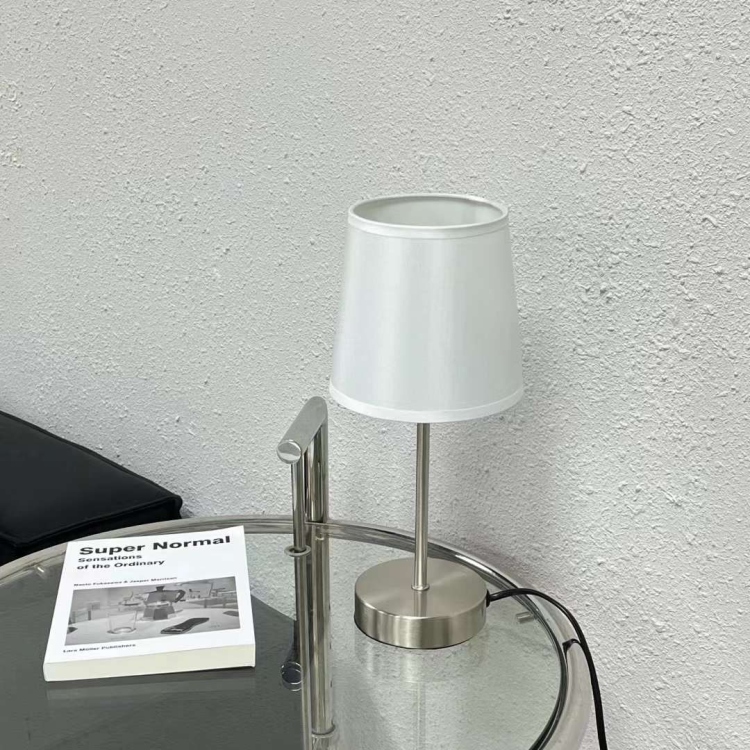Table lamp 🛋️