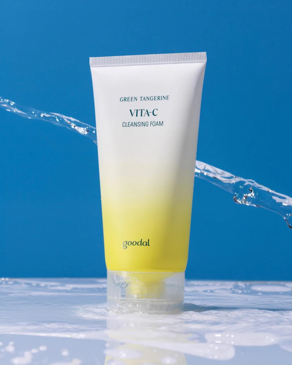 Goodal Green Tangerine Vitc Cleansing Foam غسول فيتامين سي اليوسفي الرغوي