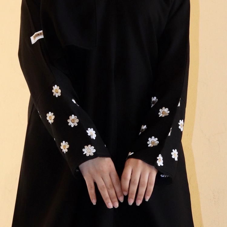 عباية تطريز 